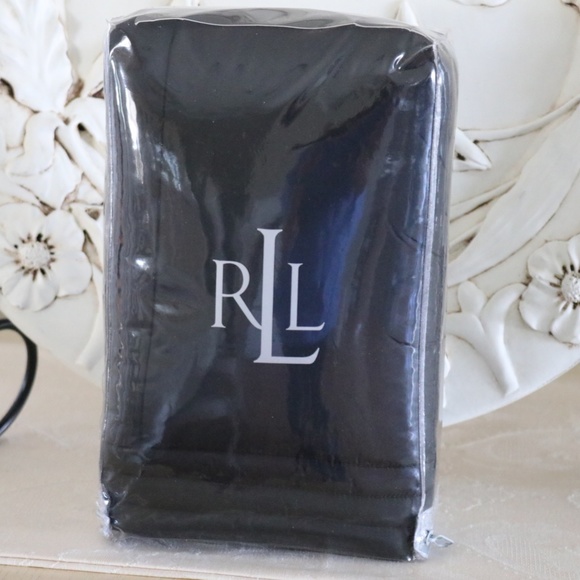 LAUREN RALPH LAUREN UNIVERSITY TATE STANDARD PILLOW SHAM - BLACK